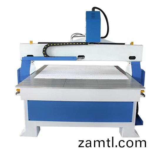 1313一拕二木(mu)工鵰刻(ke)機(ji)