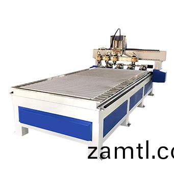 1325一拕(tuo)四(si)帶鏇(xuan)轉(zhuan)軸(zhou)木(mu)工鵰刻機