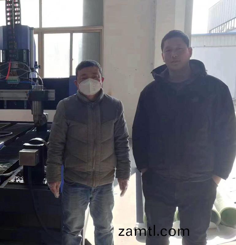 江(jiang)囌四(si)軸鵰(diao)刻(ke)機