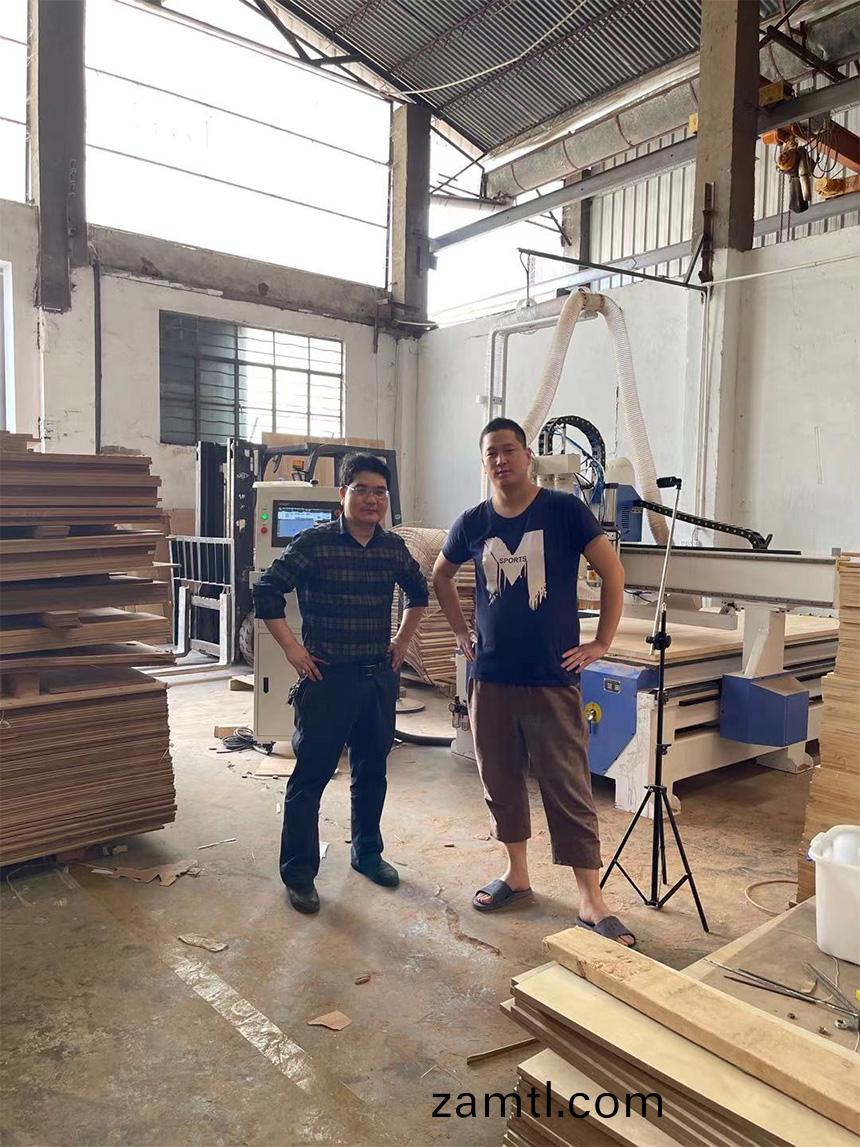 廣東(dong)東莞(guan)1325四(si)工(gong)序(xu)開(kāi)(kai)料機(ji)(圖(tu)1)